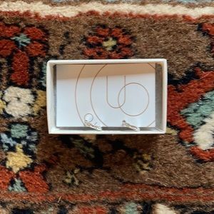 urban outfitter hoop earrings